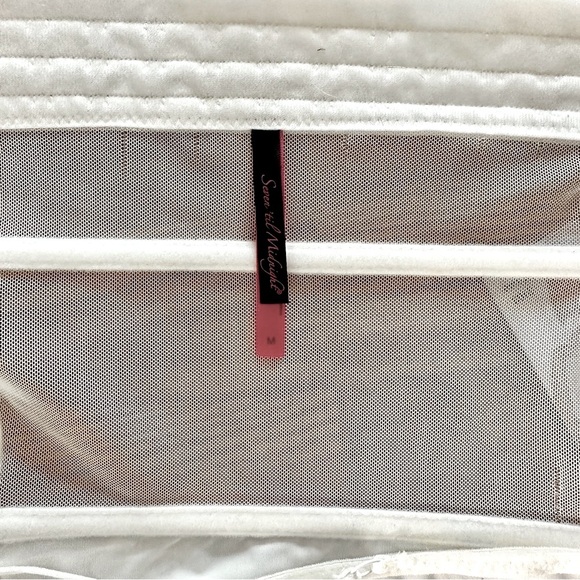 Seven ’til Midnight Lace Bustier & Thong Set White Size Medium - Picture 13 of 16